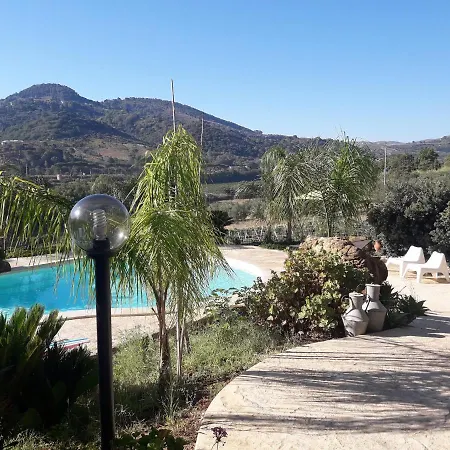 La Di Segesta 3*