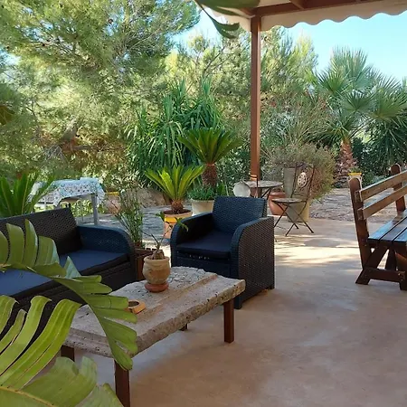 La Di Segesta B&B 칼라타피미
