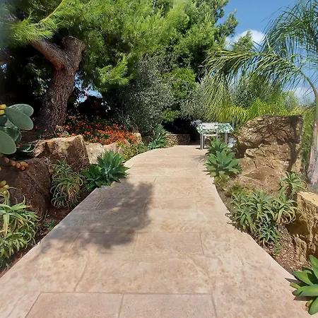 فندق مبيت وإفطار La Di Segesta 4*