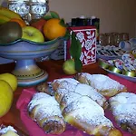 Bed & Breakfast La Di Segesta 4*