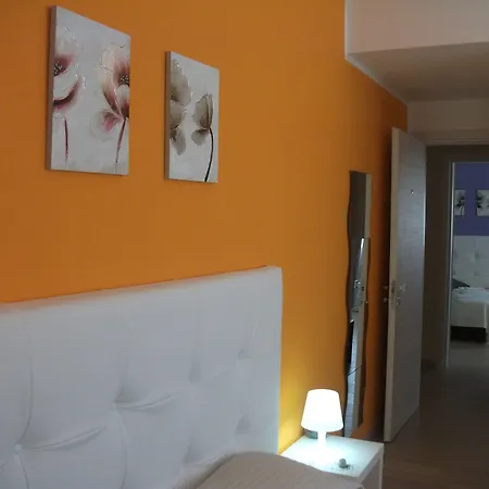 Alojamento de Acomodação e Pequeno-almoço La Di Segesta 4*