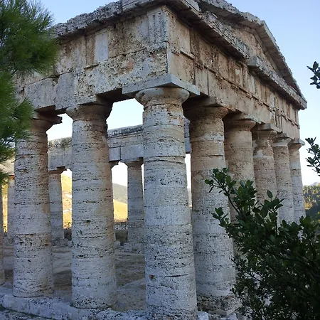 La Di Segesta Alojamento de Acomodação e Pequeno-almoço