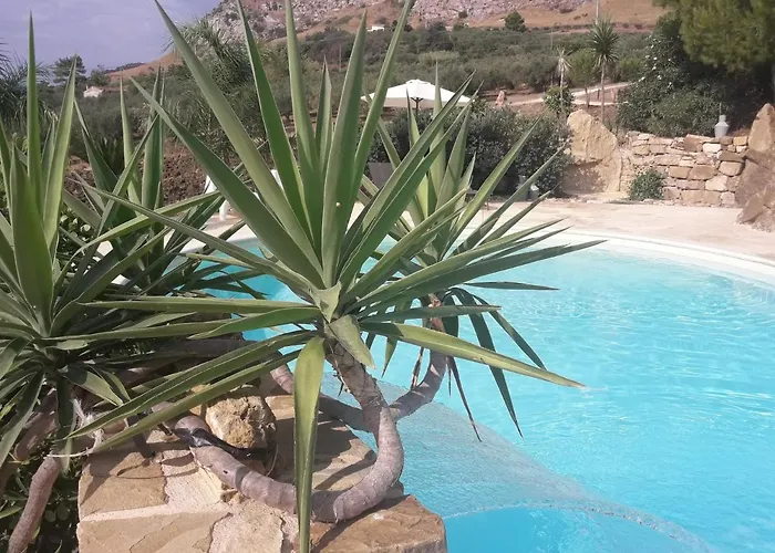 La Di Segesta Bed & Breakfast 4*