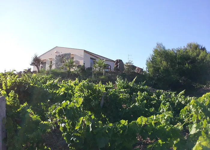 Bed & Breakfast La Di Segesta 4*