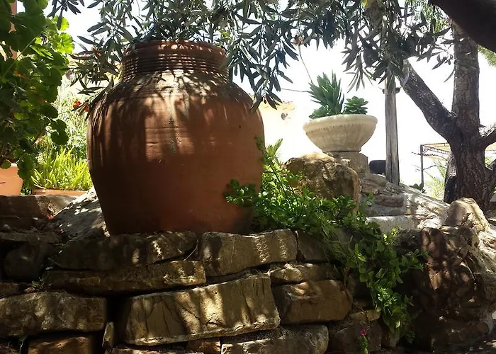 Bed & Breakfast La Di Segesta 4*